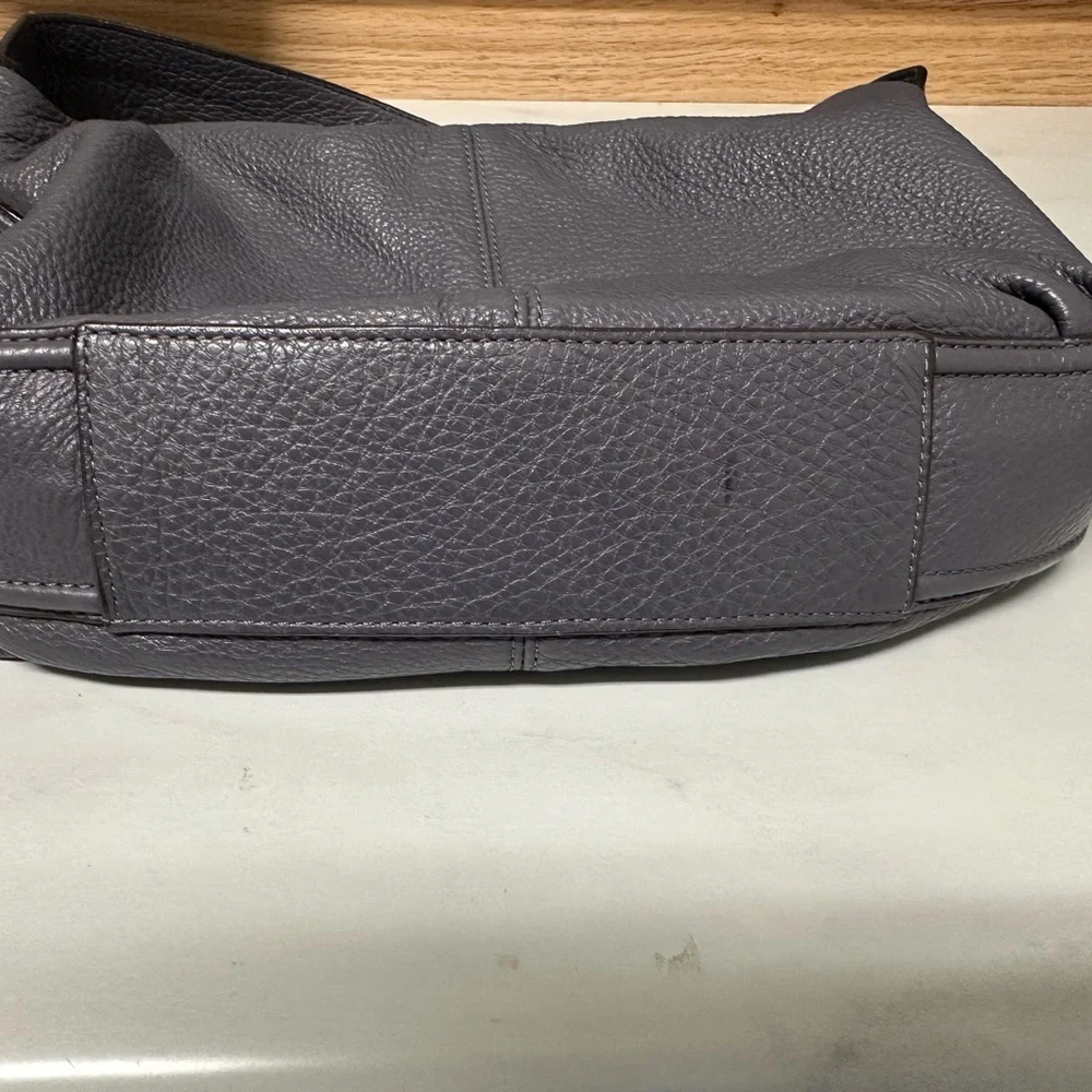 Coach Avery Leather Hobo Bag Gray - Picture 11 of 13